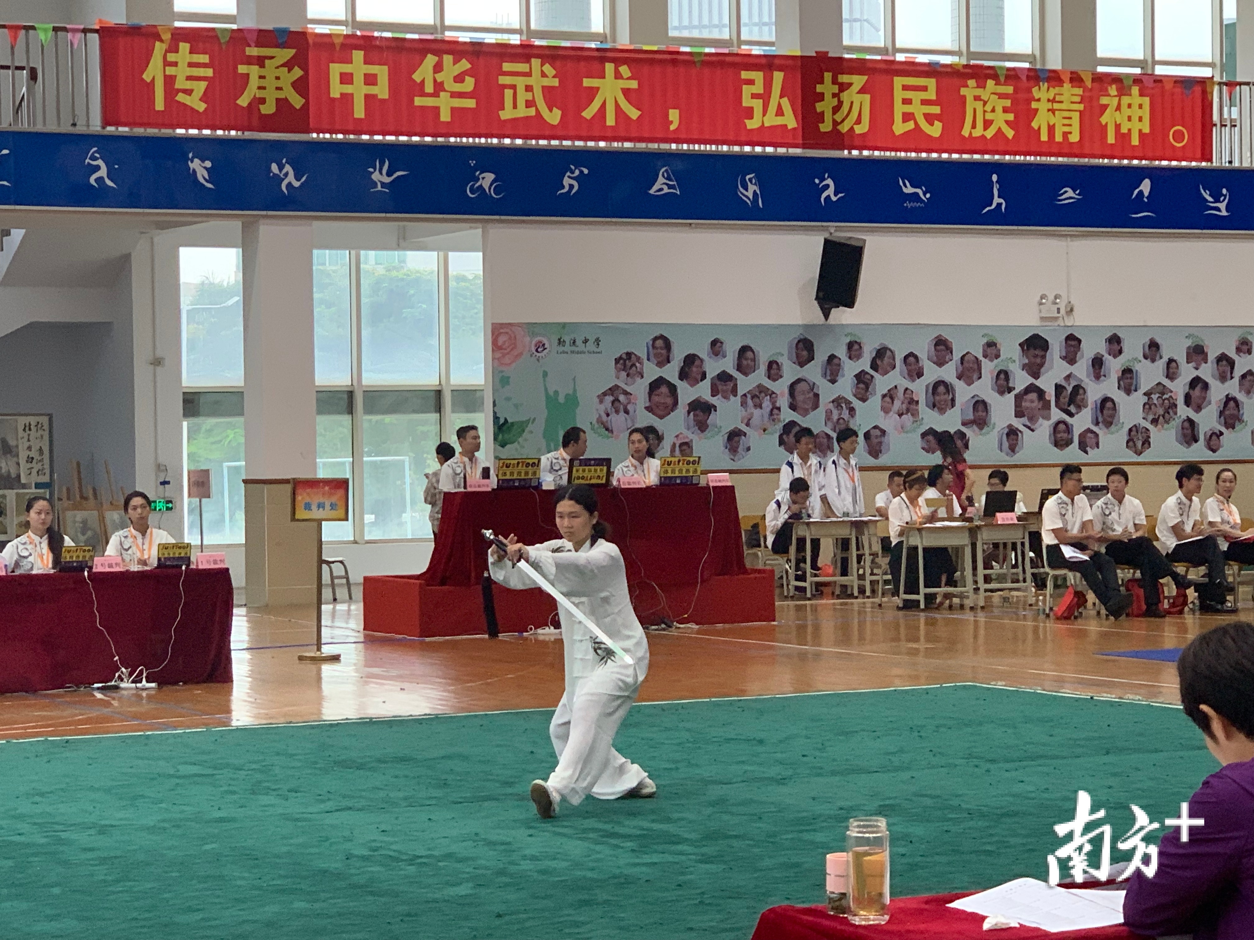 九游娱乐网站-一场搏斗赛场，选手彪炳战绩