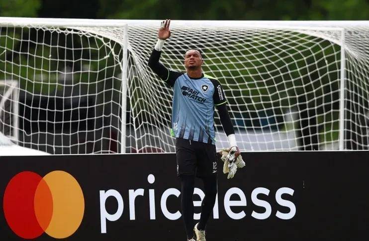 切尔西客场战胜阿森纳，前锋特瓦斯梅开二度