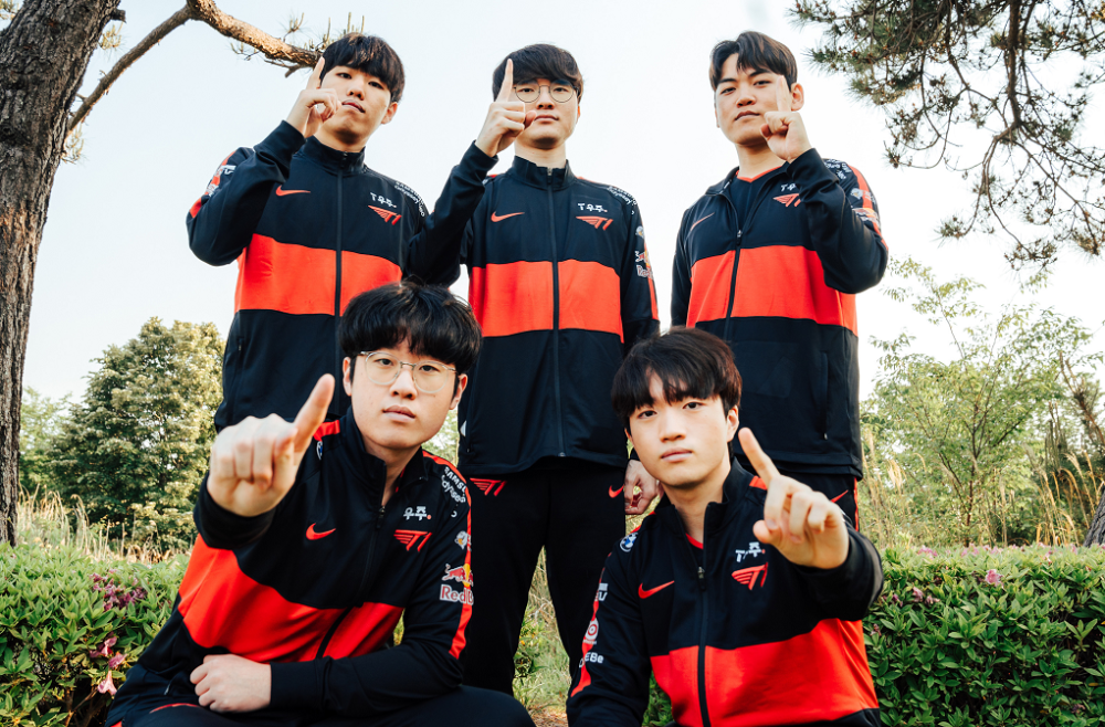 九游娱乐官方-KT翻盘BRO，Zeus打出惊人五杀焦点之战八强赛，让粉丝疯狂欢呼的简单介绍