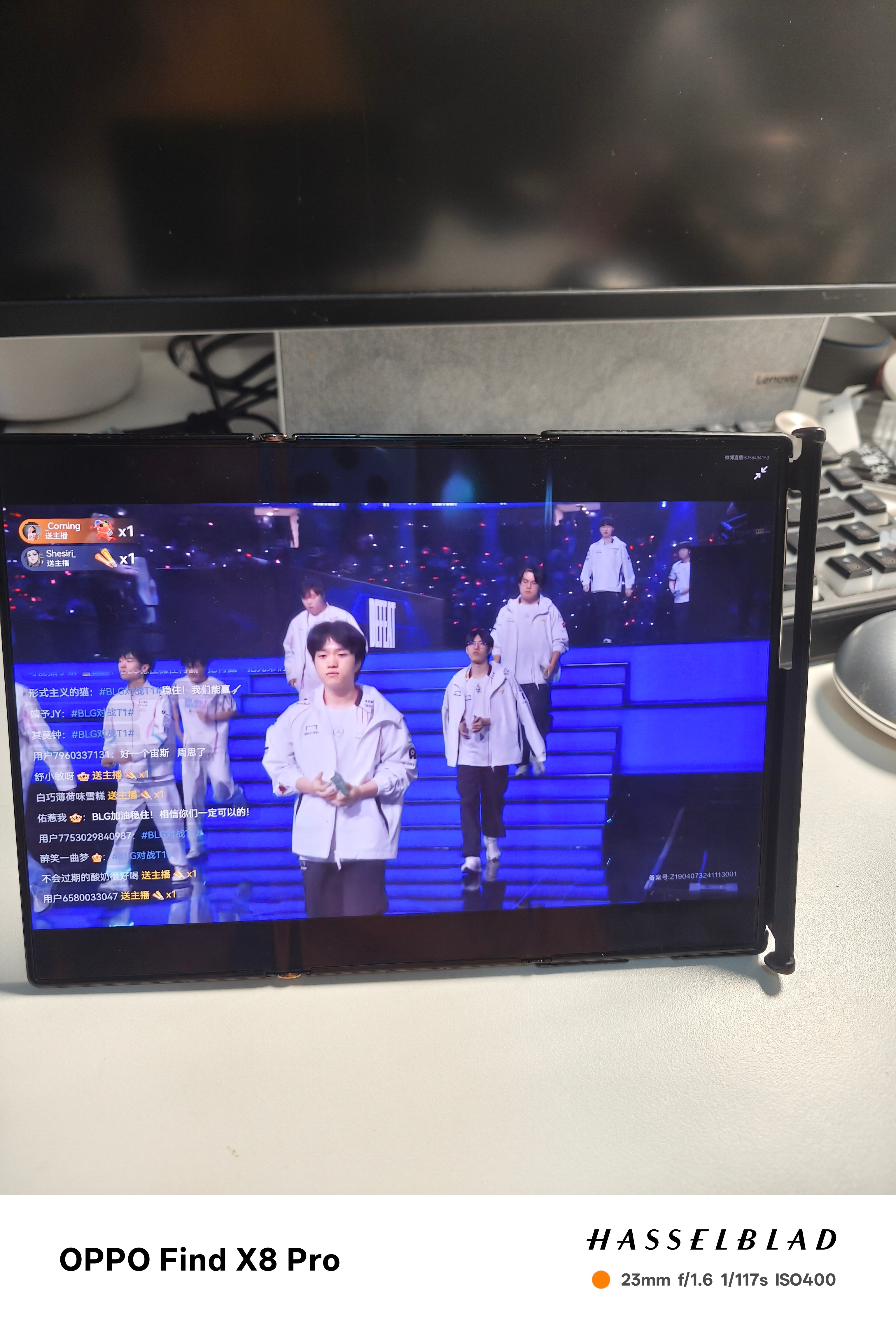 九游体育直播-BLG轻取T1，Bin团战一打五激烈交锋入围赛，点燃全场激情