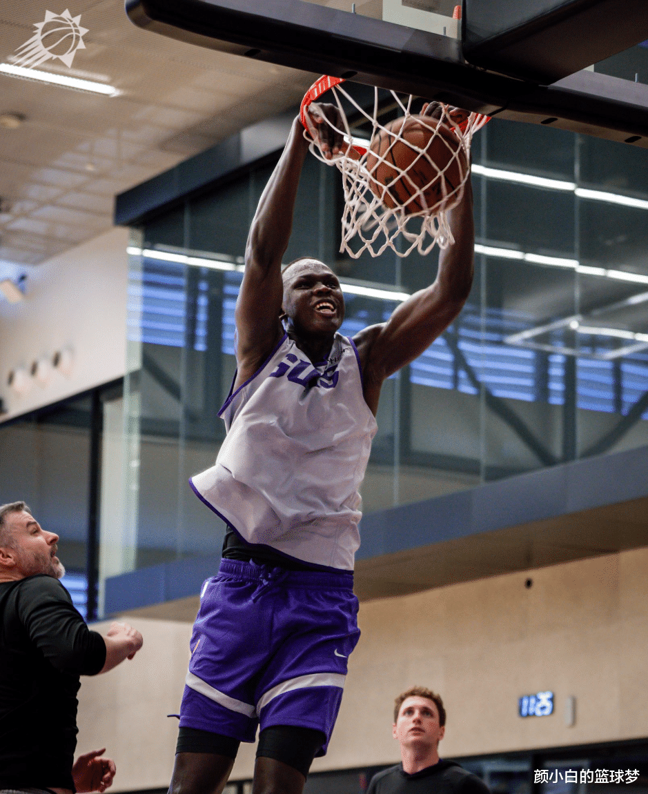 包含太阳新秀近期状态火热成为球队关键先生的词条