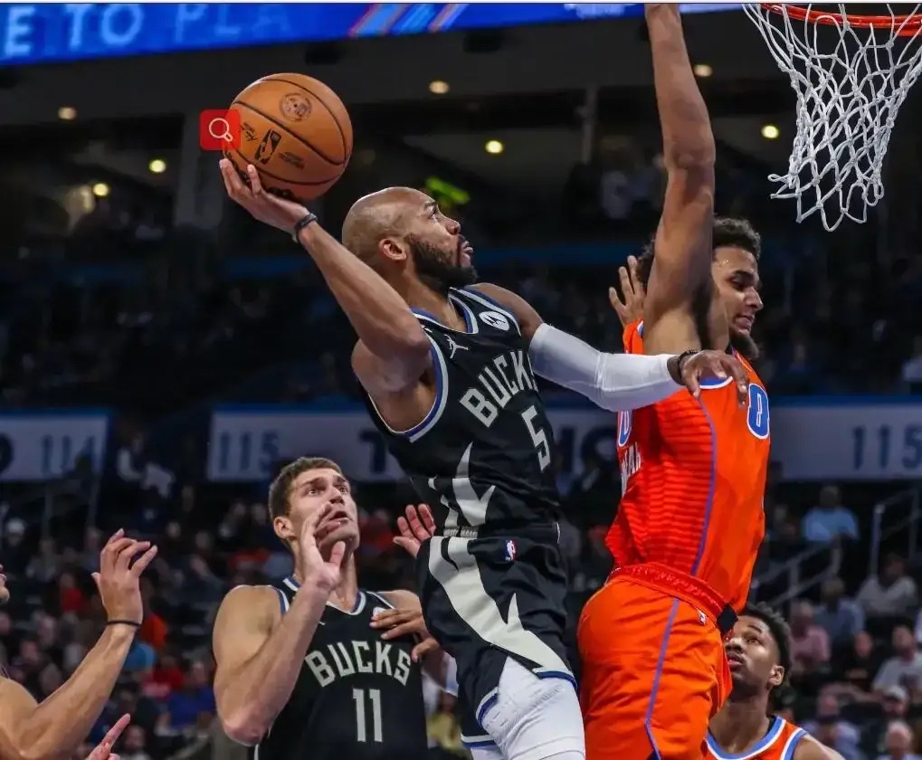 雄鹿逆转公牛，米德尔顿砍下31分