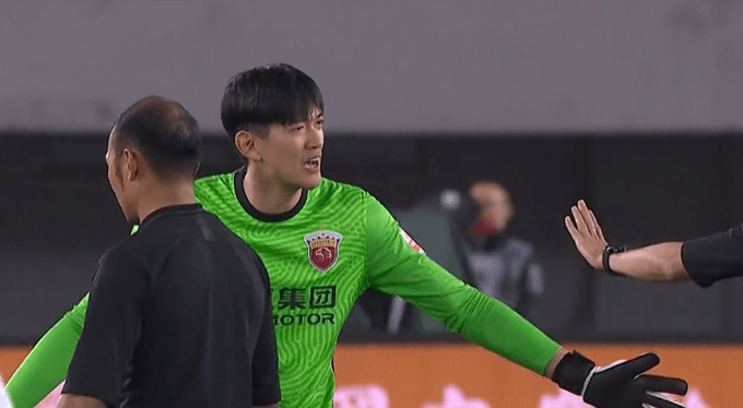 重庆男篮触底反弹,积极备战稳固实力 重庆男篮触底反弹,积极备战稳固实力