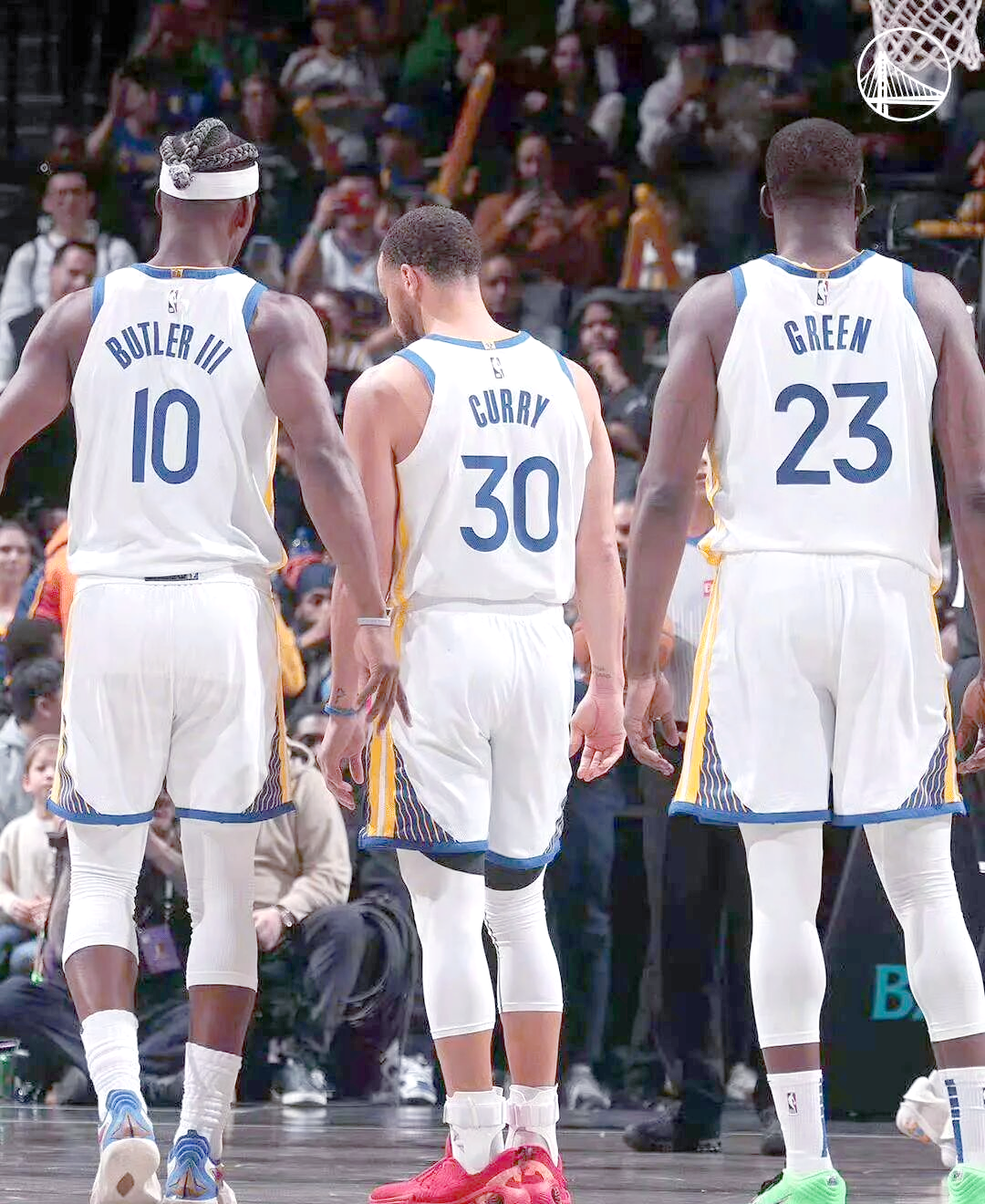 勇士B队逆转篮网，库里送出助攻