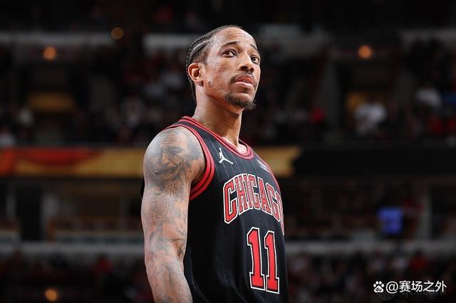 马刺鏖战快船，德罗赞点燃赛场