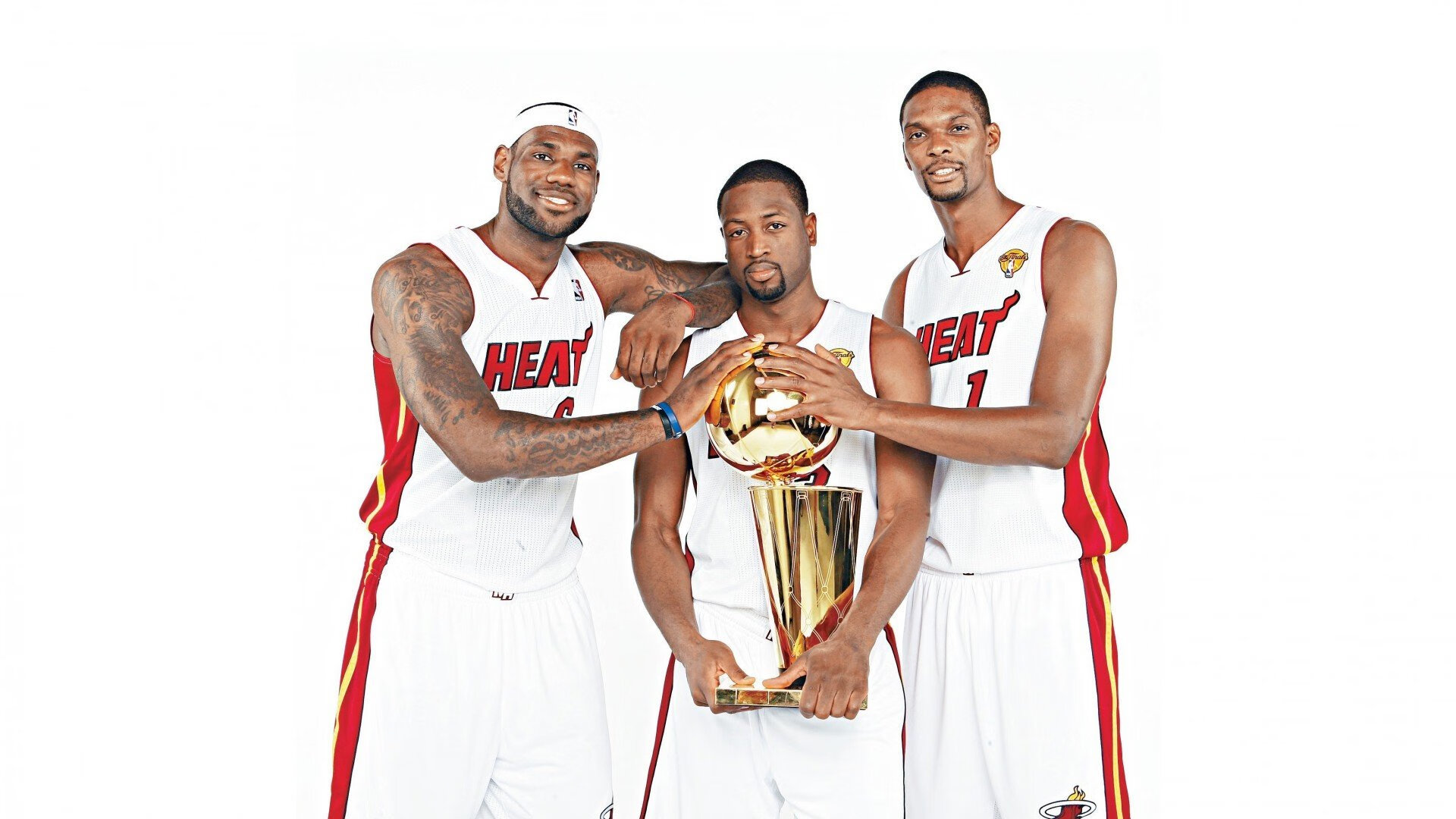 九游娱乐官方网站-双城对决,西亚卡姆关键一击,快船险胜勇士定乾坤